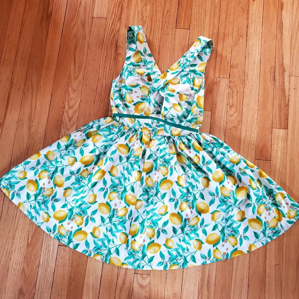 ELLE White Lemon Dress with Belt - Picture 5 of 9